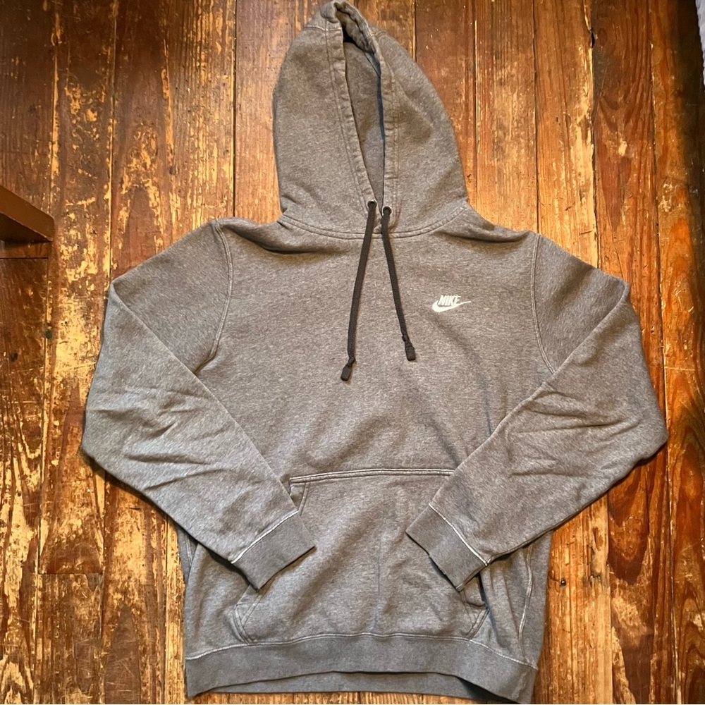 Nike Men's Gray Hoodie